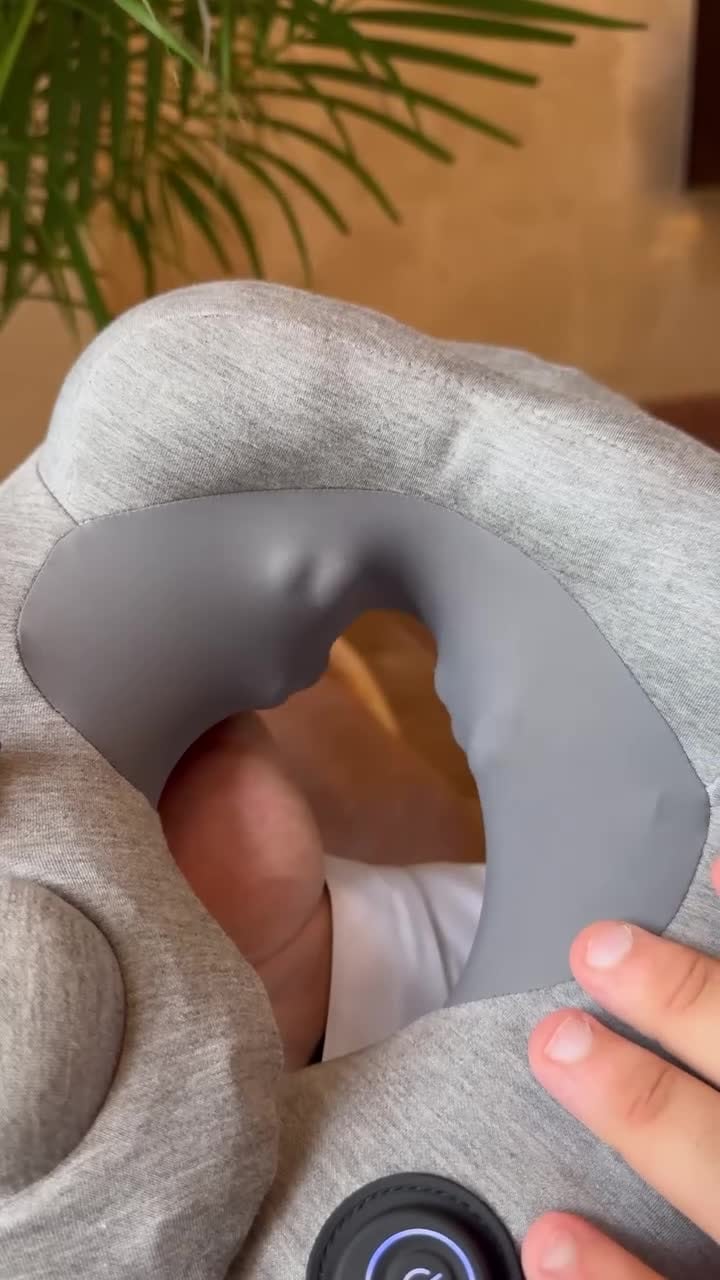 وسادة الرقبة قابلة للنفخ مع تقنية التدليك 1800 مللي أمبير Inflatable Neck Massage Pillow