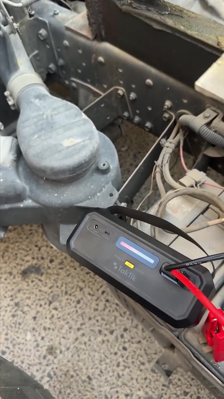 اشتراك سيارة تكتك لاسلكي بدون بطارية 1000 أمبير 12 فولت Taktik Jump Starter