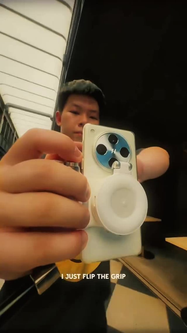 مسكة تصوير للجوال احترافية تيليسين مع اضاءة تصوير للجوال ليد مغناطيس رينج لايت Telesin Fun Shot Magnetic Grip And C03 Ring Light