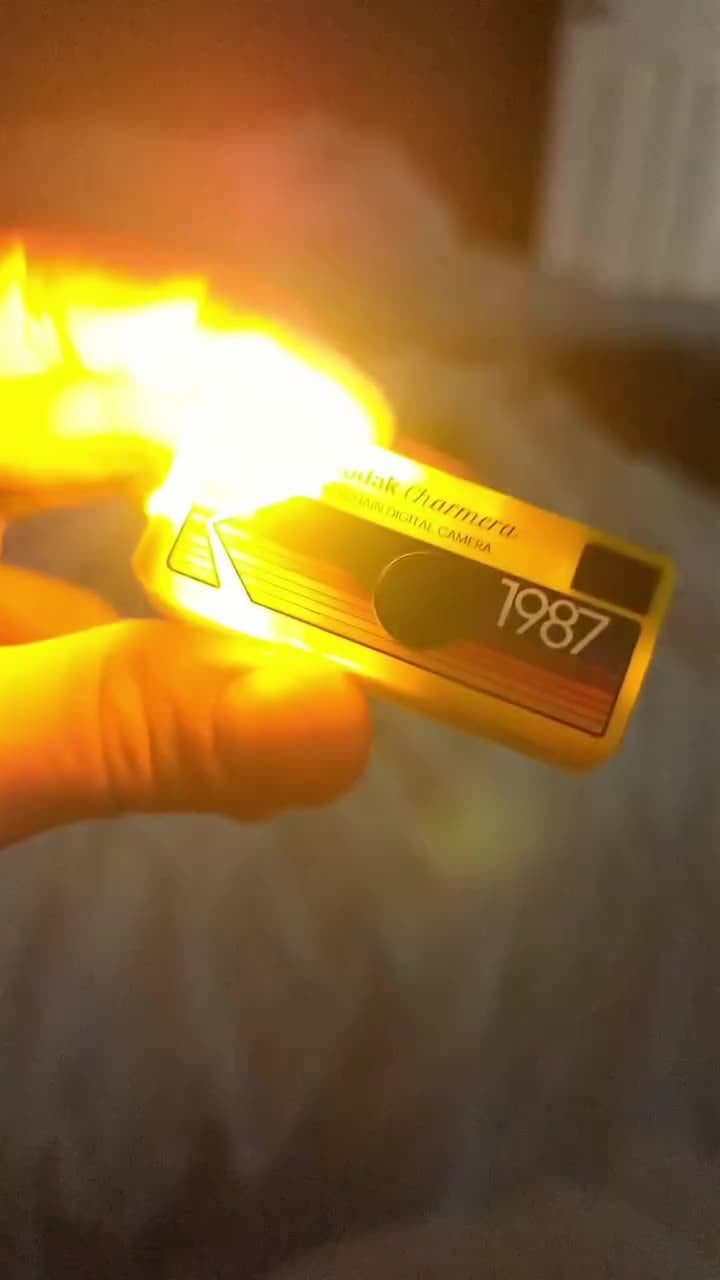 كاميرا كوداك ميني ديجيتال ميدالية مفاتيح 1.6 ميجابكسل بلايند بوكس Kodak Charmera Blind Box Camera