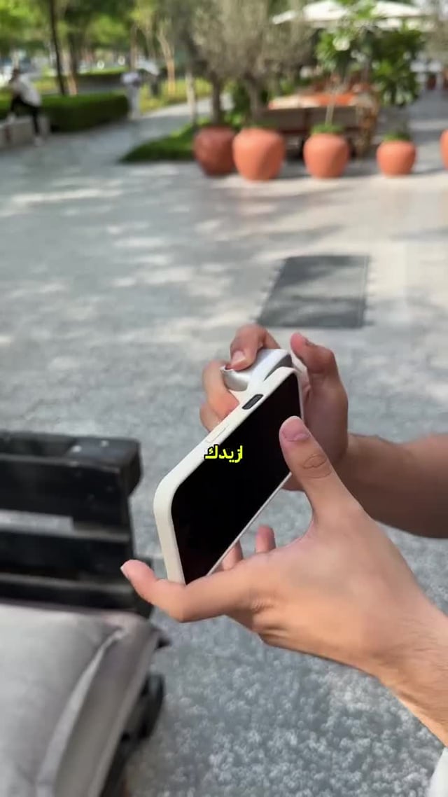 مسكة تصوير للجوال احترافية تيليسين مع اضاءة تصوير للجوال ليد مغناطيس رينج لايت Telesin Fun Shot Magnetic Grip And C03 Ring Light