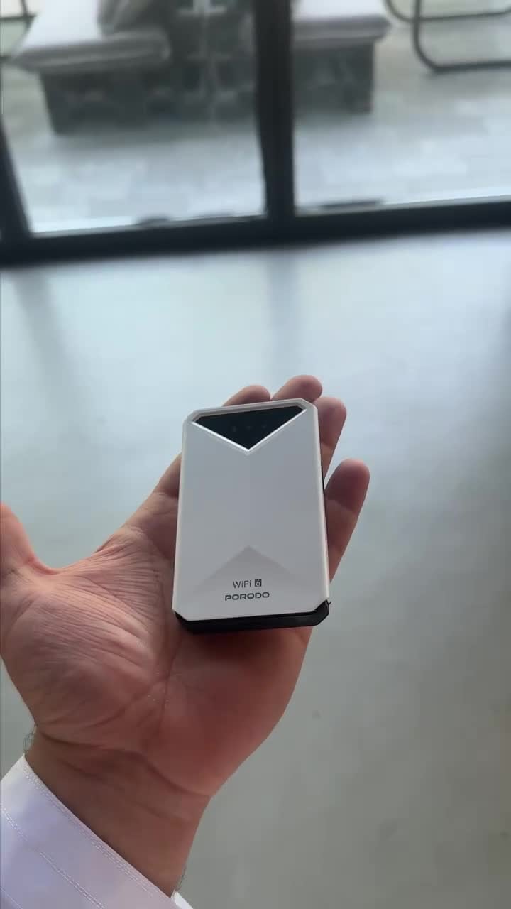 جهاز راوتر متنقل 4G بورودو يعمل من خلال الشريحة 2100 مللي أمبير Porodo portable MiFi 3G/4G Router