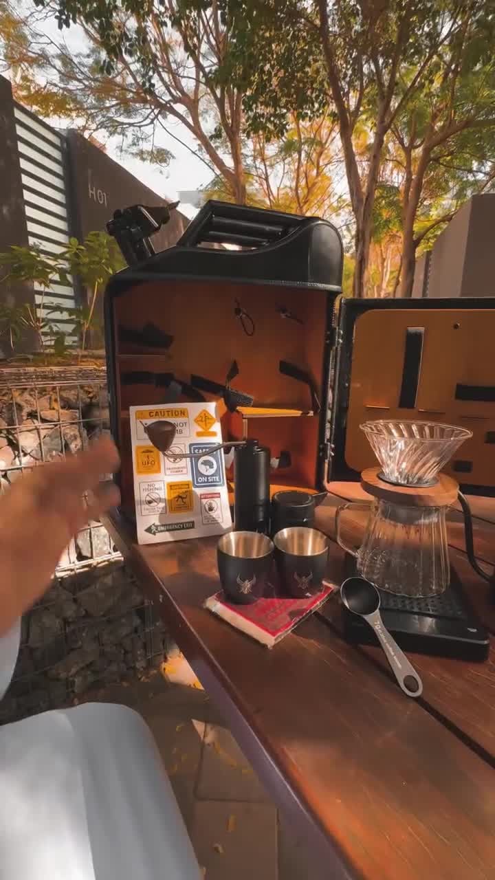 عدة قهوة v60 مختصة الحر لون أسود Al Hor V60 Jerrycan For Speciality Coffee
