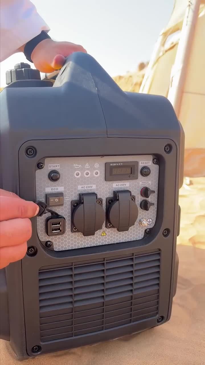 مولد كهرباء بنزين متنقل للرحلات جرين لايون 3200 واط 8 لتر Green Lion Gasoline Inverter Generator