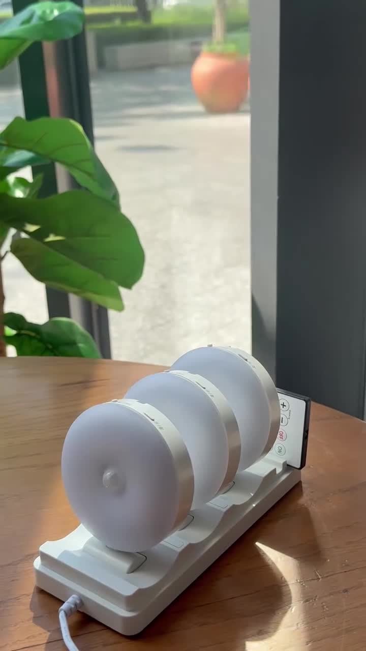 مصباح ليد ذكي لاسلكي مزود بمستشعر حركة 6 حبات Ezvalo LED Motion Sensor Puck Light (6 Packs)