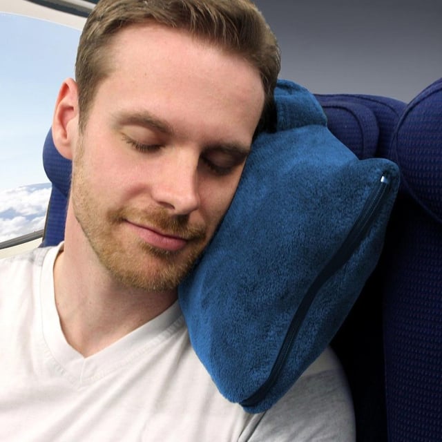 بطانية للسفر قابلة للطي كابو أزرق CABEAU Fold 'n Go Blanket - Royal Blue