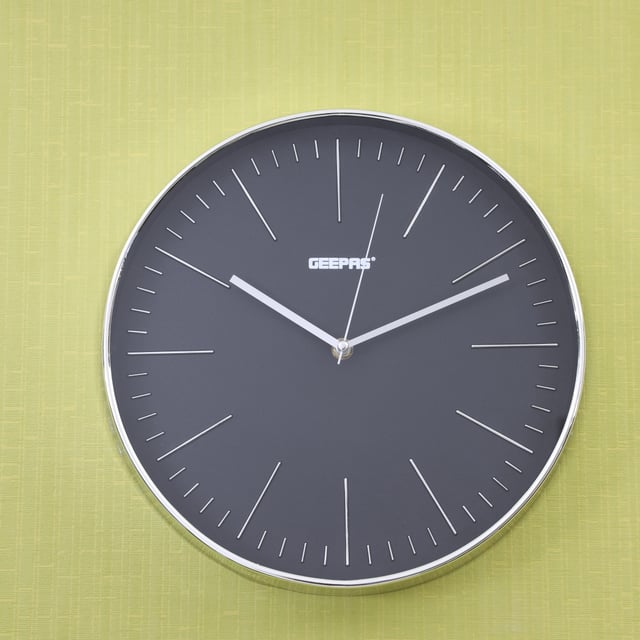 ساعة حائط دائرية جيباس بدون صوت أسود وفضي Geepas Wall Clock Silent Non Ticking