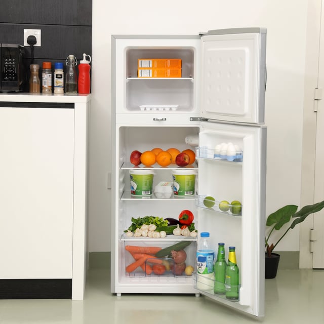 ثلاجة جيباس صغيرة 132 لتر بابين مع خاصية التبريد السريع Geepas Double Door Refrigerator