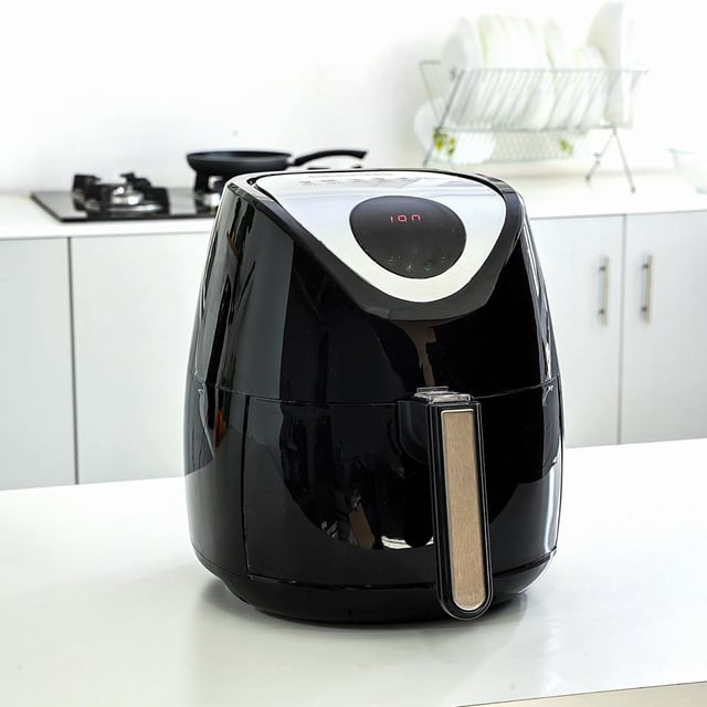 Geepas Digital Air Fryer - 3.5 L - Touch Screen - 60 Minutes Timer