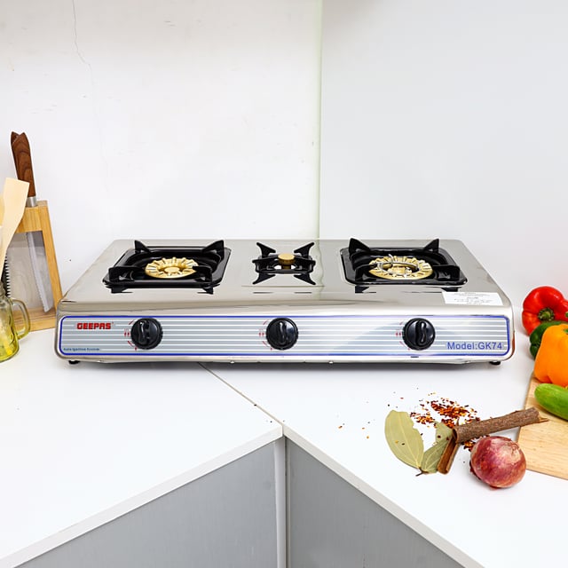 موقد غاز ب 3 شمعات Geepas Gas Cooker