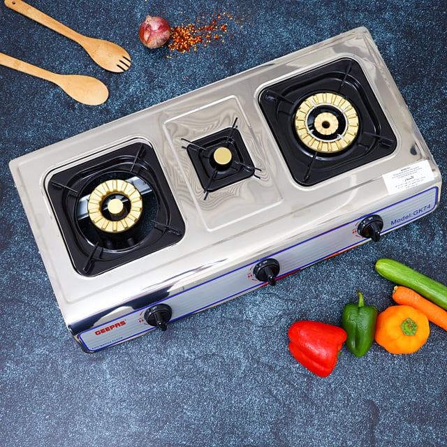 موقد غاز ب 3 شمعات Geepas Gas Cooker