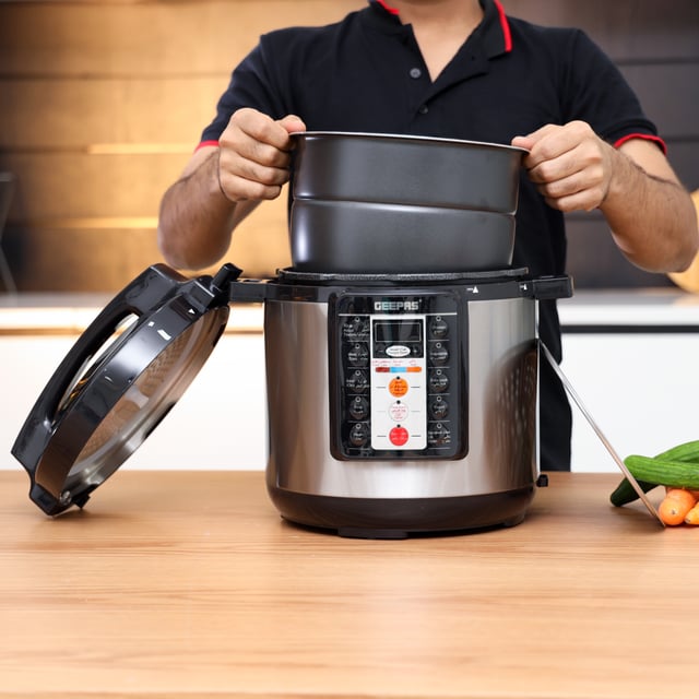 Geepas Compact & Multipurpose 6L & 14 Cooking Programs Digital Multi Cooker GMC35033