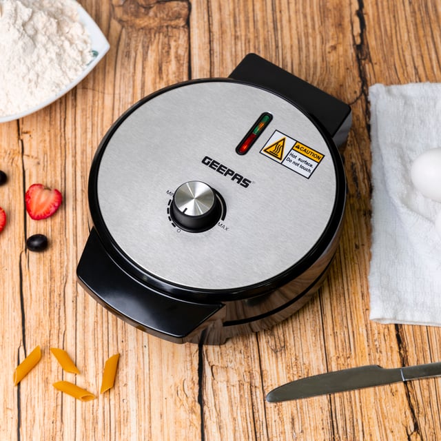 Geepas Heart Waffle Maker, Temperature Control, GWM36538 - Power On & Ready Indicator, Non-Stick Cooking Plate, Easy to Clean , 1000 Watts, S/S Decoration, Cool Touch Handle