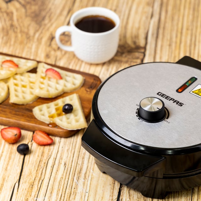 Geepas Heart Waffle Maker, Temperature Control, GWM36538 - Power On & Ready Indicator, Non-Stick Cooking Plate, Easy to Clean , 1000 Watts, S/S Decoration, Cool Touch Handle
