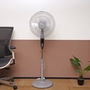مروحة ارضية 60 واط مع ستاند Stand Fan With Remote 16 Inch من Olsenmark