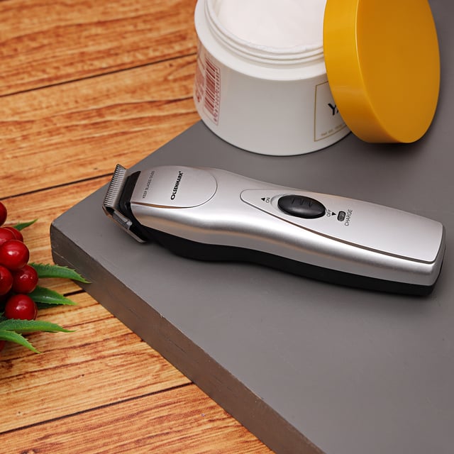 Olsenmark Rechargeable Hair Trimmer - Power (W): 3 - Led Indicator Light - Rechargeable - Cordless