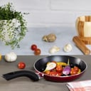 مقلاة من سطح غير لاصق بمقبض متين 20 سم من رويال فورد Royalford RF1259FP20 Non-Stick Fry Pan, 20 CM | Frying Pan - Black, Non-Stick Fry Pan Set| Non-Stick Cookware | Eco - Friendly| Recyclable   |