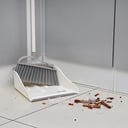 مكنسة يدوية مع مجرفة غبار Hand Brush & Dustpan - Royalford