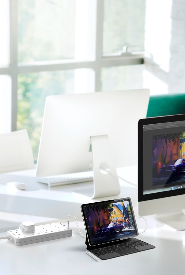 Momax oneplug 8 outlet power strip with usb space white