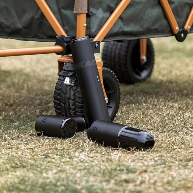 شاحن بطارية سيارة متنقل و منفاخ ومكنسة سيارة مع باور بانك مدمج 10000 مللي أمبير Jump Starter Portable with Air Pump, Vacuum Cleaner, Flashlight And Power Bank