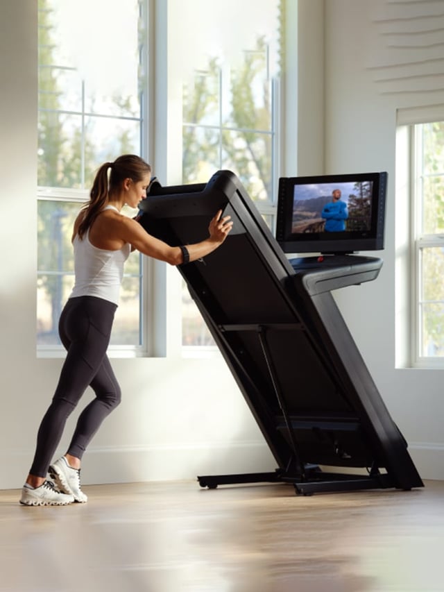 NordicTrack Commercial 2450 Treadmill