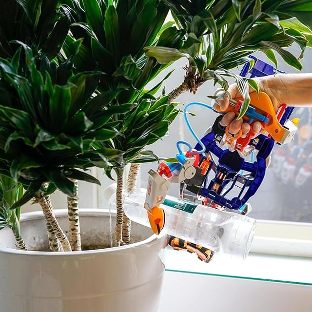 لعبة تركيب ذراع هايدروليك للاطفال بروسكيت Proskit Hydraulic Cyborg HandGE-634