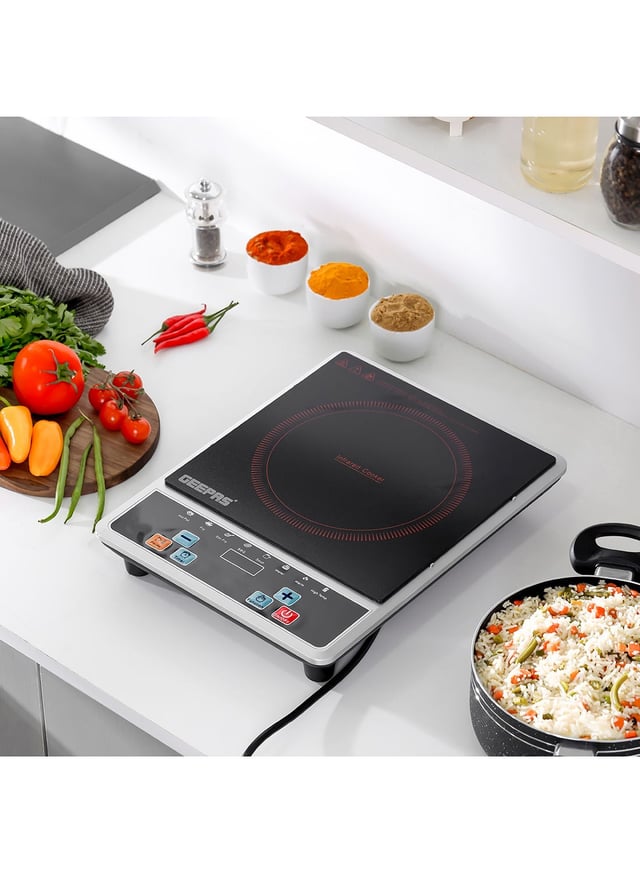 طباخ كهربائي 10 مستويات طاقة 200 واط أسود جيباس Geepas Digital Infrared Cooker Infrared Burner With 10 Level Adjustable Temperature, Single Cooking Hob With Button Control 2000W