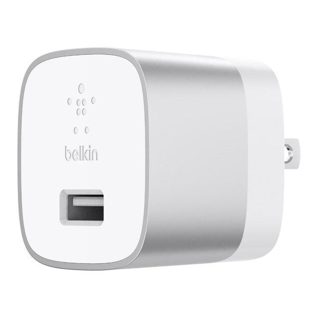 belkin boost up quick charge 3 0 home charger with usb a to usb c cable - SW1hZ2U6MjM3MjI=