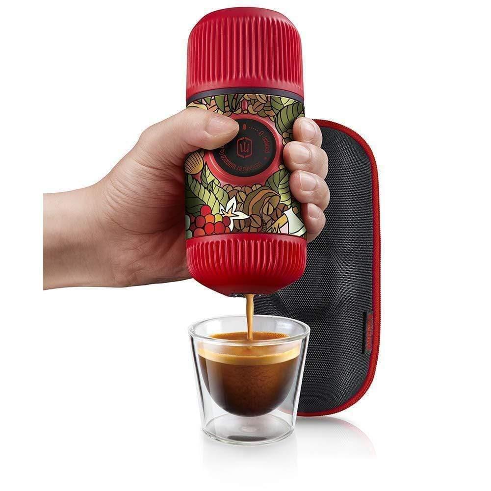 ألة صنع القهوة (اسبريسو) - أحمر WACACO Nanopresso - Hand Powered Espresso Machine for Ground Coffee - Jungle Version