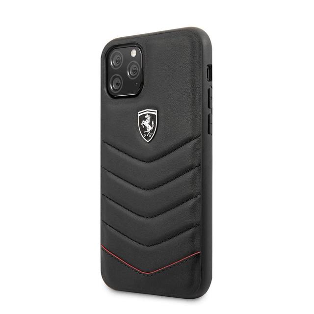 ferrari heritage quilted leather hard case iphone 11 pro black - SW1hZ2U6NDIxNzc=