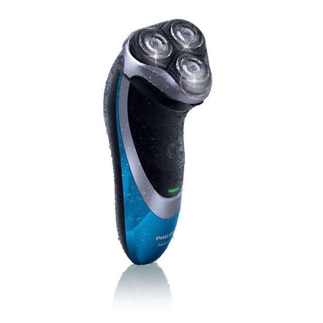 Philips AquaTouch Wet and Dry Electric Shaver Blue ماكينة - SW1hZ2U6NzQxMjY=
