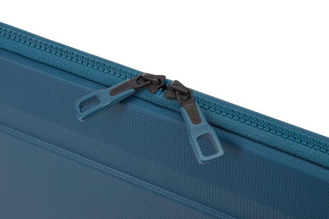 thule gauntlet 4 macbook pro 16 sleeve rugged protection shock absorbing polyurethane case premium quality easy to carry for apple macbook pro 16 15 and simiar sized pc laptops blue - SW1hZ2U6NjE0NzI=