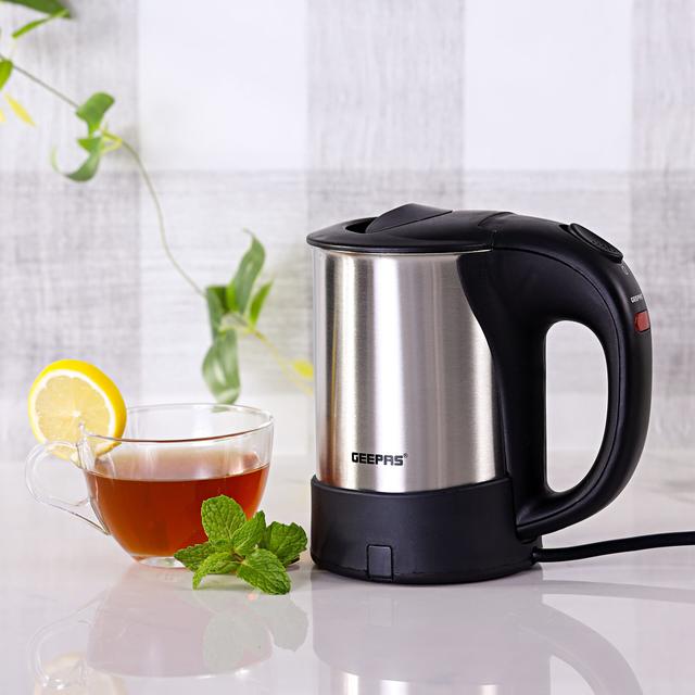 Geepas 0.5L Electric Kettle 1000W - Portable Design Stainless Steel Body - On/Off Indicator with Auto Cut Off - Fast Boil water, Milk, Coffee, Tea - 2 Year Warranty - SW1hZ2U6MTQwMDkz