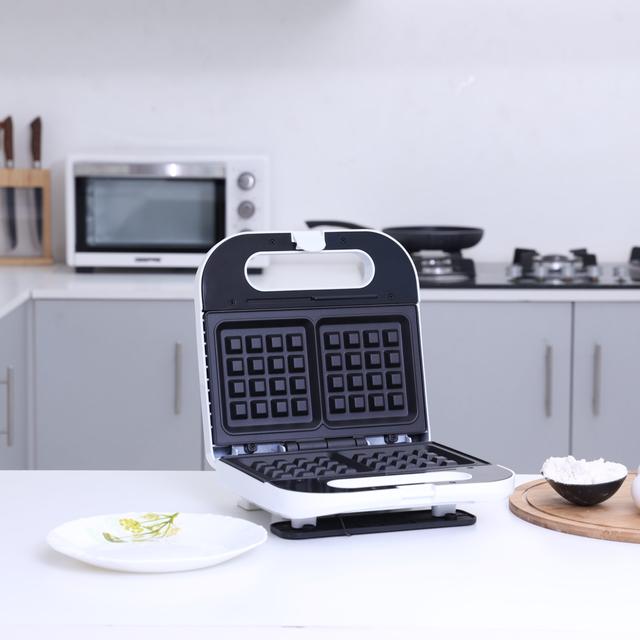 Geepas GWM676 Electric Waffle Maker 700W- 2 Slice Non-Stick Electric Belgian Waffle Maker with Adjustable Temperature Control - Pre-heating, Cool Touch Body - Handle - Automatic Safety Protection - 2 Years Warranty - SW1hZ2U6MTQ4MTEy