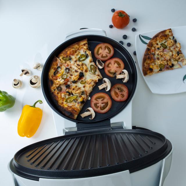 Geepas Portable Design 1800W Pizza Maker with 32 Cm Non-stick Baking Plate & Power-On Indicator GPM2035 - SW1hZ2U6MTQyMzgw