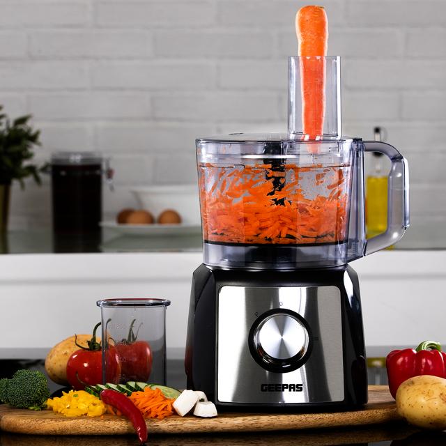Geepas GMC42015UK 1200W Compact Food Processor - Multifunctional Electric Chopper with Shredder & Grater Attachments - 1.2L Bowl Capacity - Stainless Steel & Dough Blades Included - 2 Years Warranty - SW1hZ2U6MTUxMTgy