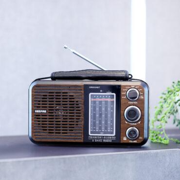 راديو محمول قابل لإعادة الشحن Geepas  Radio