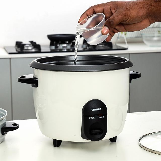 Geepas GRC35011 1.5L Automatic Rice Cooker 500W - Steam Vent Lid & Simple One Touch Operation -Make Rice, Steam Healthy Food & Vegetables - 2 Year Warranty - SW1hZ2U6MTQyNTkx