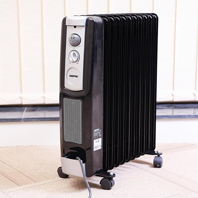 Geepas GRH9101 11 Fins Oil Filled Radiator Heater with Fan 2400W - 3 Speed Adjustable thermostat with Power Indicator & Silent Operation - Ideal For Home, Caravan or Office - 2 Years Warranty - SW1hZ2U6MTQzMDI5