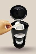 ماكينة قهوة 500واط Daewoo Portable Coffee Machine Single Cup Coffee Maker for Drip Coffee and Espresso with Travel Mug Korean Technology DCM9010 - SW1hZ2U6MTY4MDM4