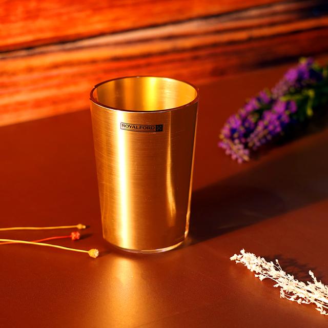 كأس زجاج أكريليك ذهبي 410 مل Royalford - 410Ml Gold Acrylic Glass - SW1hZ2U6NDA0MDQy