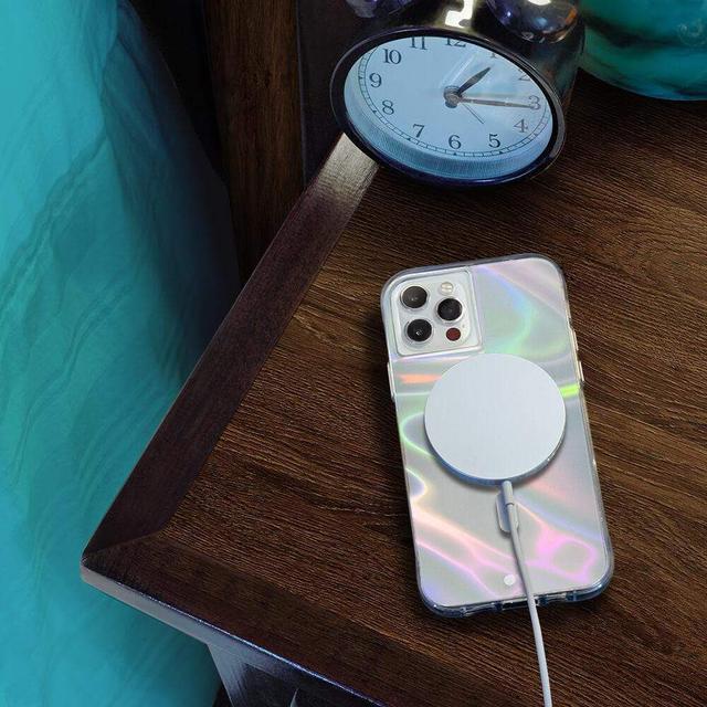 CASE-MATE iPhone 13 - Soap Bubble w/ MagSafe and Antimicrobial - Iridescent - SW1hZ2U6MzYwNDY5