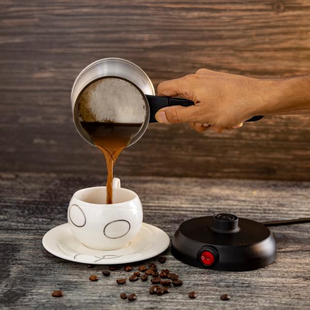 غلاية قهوة تركية (غلاية ماء كهربائية) بسعة 0.8 لتر Geepas Electric Turkish Coffee Maker - SW1hZ2U6NDI4ODM1