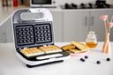 جهاز صنع الوافل باستطاعة 700 وات Geepas Electric Waffle Maker - SW1hZ2U6MzcyOTk5