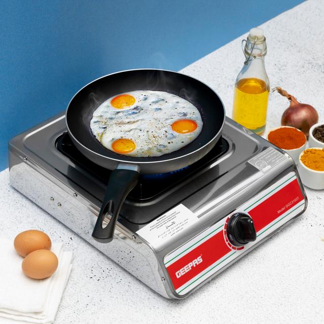 Geepas Stainless Steel Gas Cooker, GGC31037 | Brass Cap | Pan Support | Auto-Ignition System | Larger Burner Twin Tube | 2 Years Warranty - SW1hZ2U6NDM5NzIz