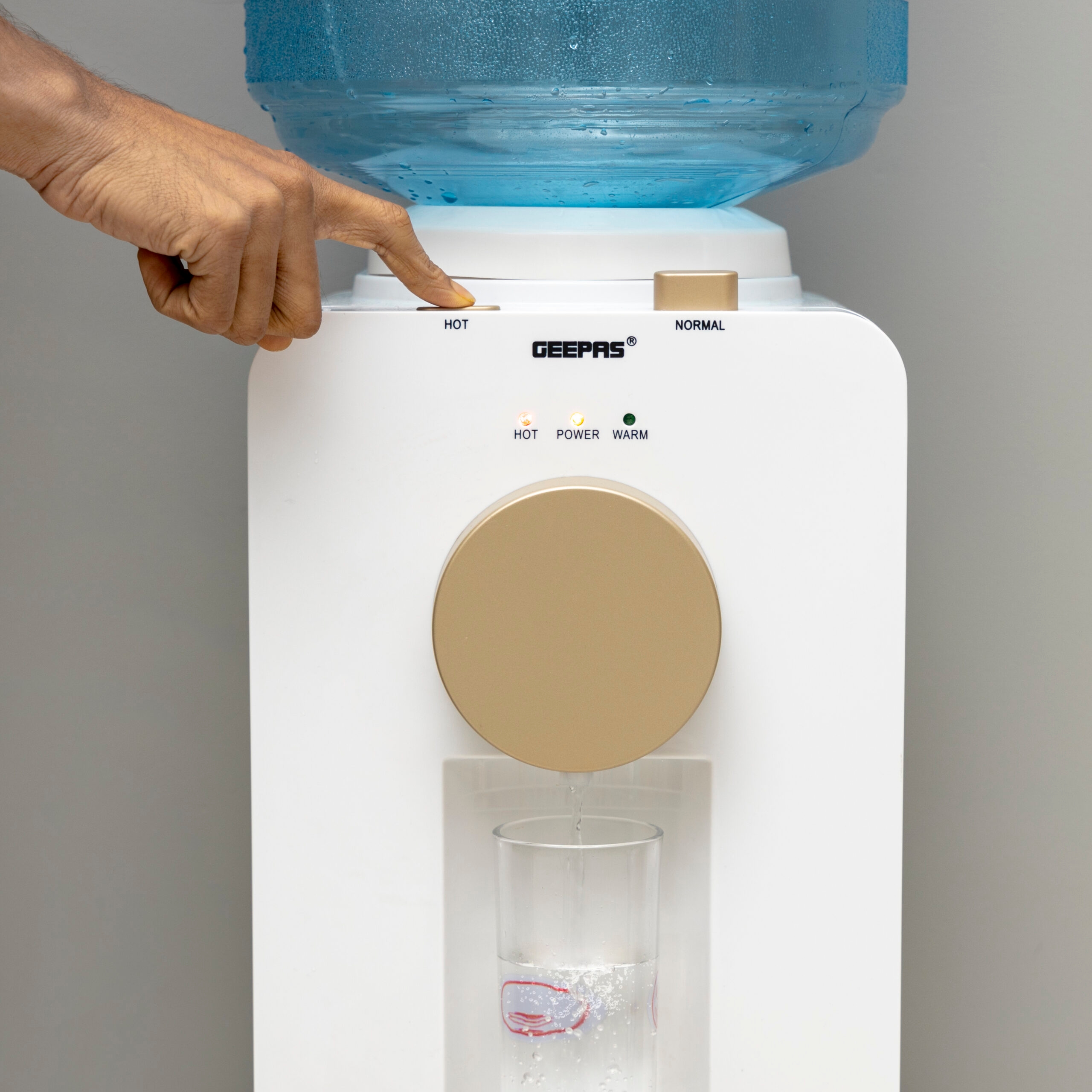 سخان ماء كهربائي بقوة 500 واط Geepas Hot And Normal Water Dispenser - Geepas - 3}
