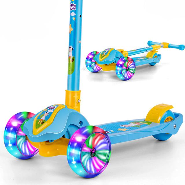 سكوتر الأطفال ثلاثي العجلات MX326 Scooter for Kids Adjustable Height & Flashing LED Wheels - COOLBABY - SW1hZ2U6NTg1MDcx