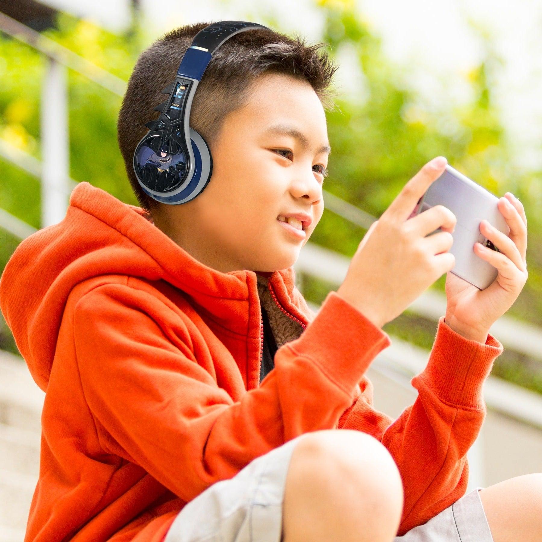 سماعات بلوتوث للأطفال بات مان Safe Wireless Bluetooth Kids Headphones - KIDdesigns - cG9zdDo1Nzg5NzU=