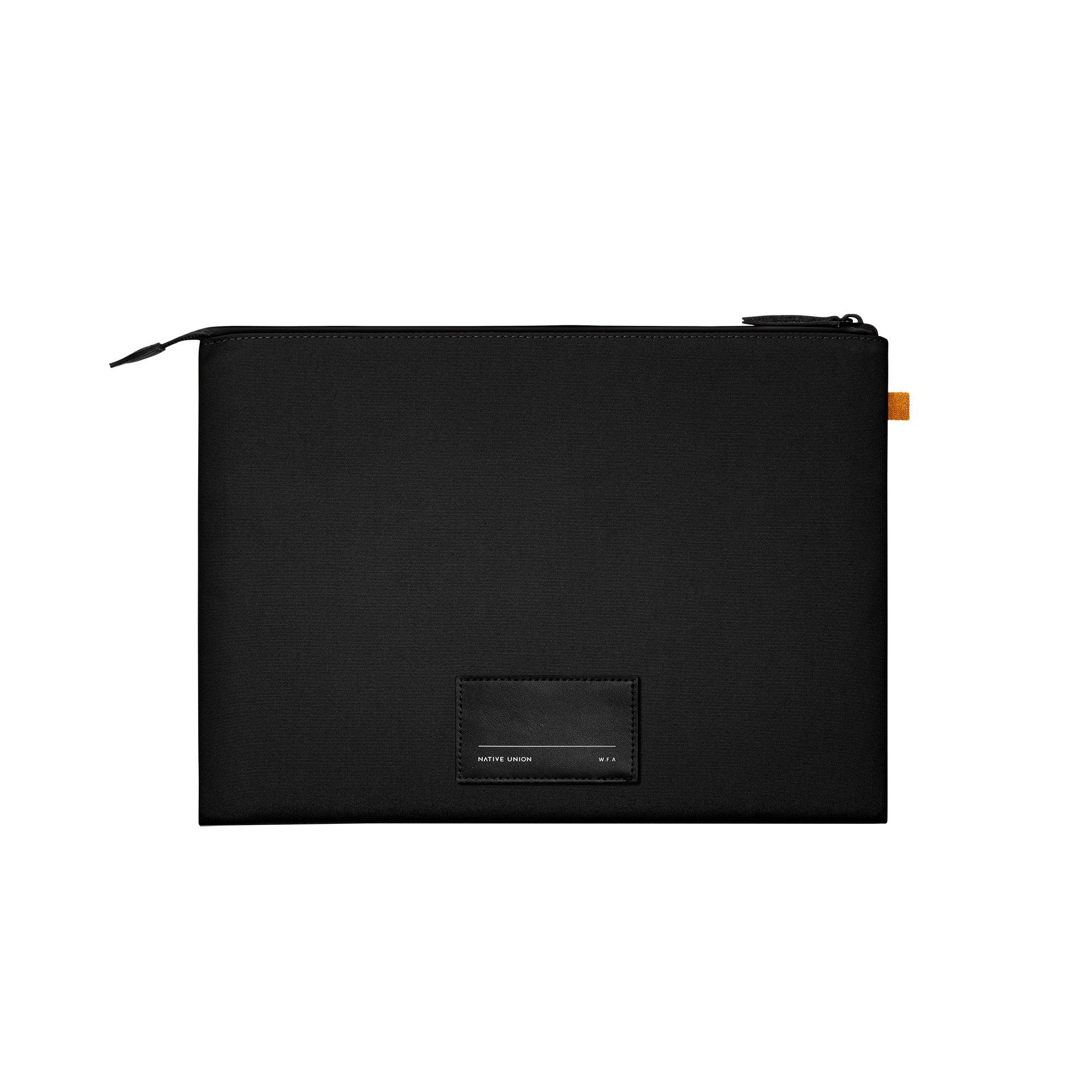 شنطة لجهاز Macbook Pro قياس 16" أسود Stow Lite - NATIVE UNION - cG9zdDo1Nzg4ODI=