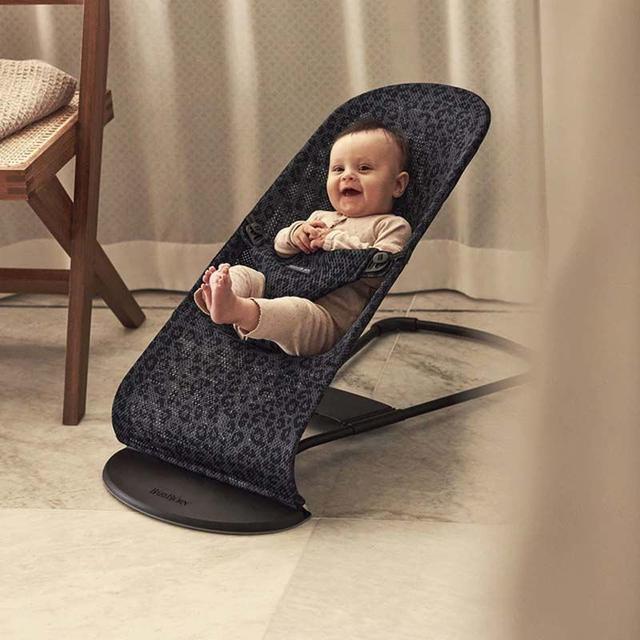 BabyBjorn - Fabric Seat Bouncer Bliss Mesh - Anthracite/Leopard - SW1hZ2U6NjYzNjAz